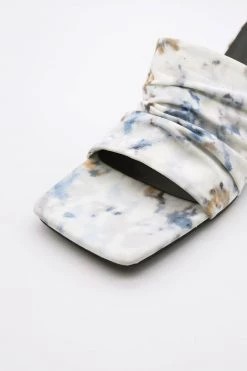 STORETS Pleather Shirring Pumps