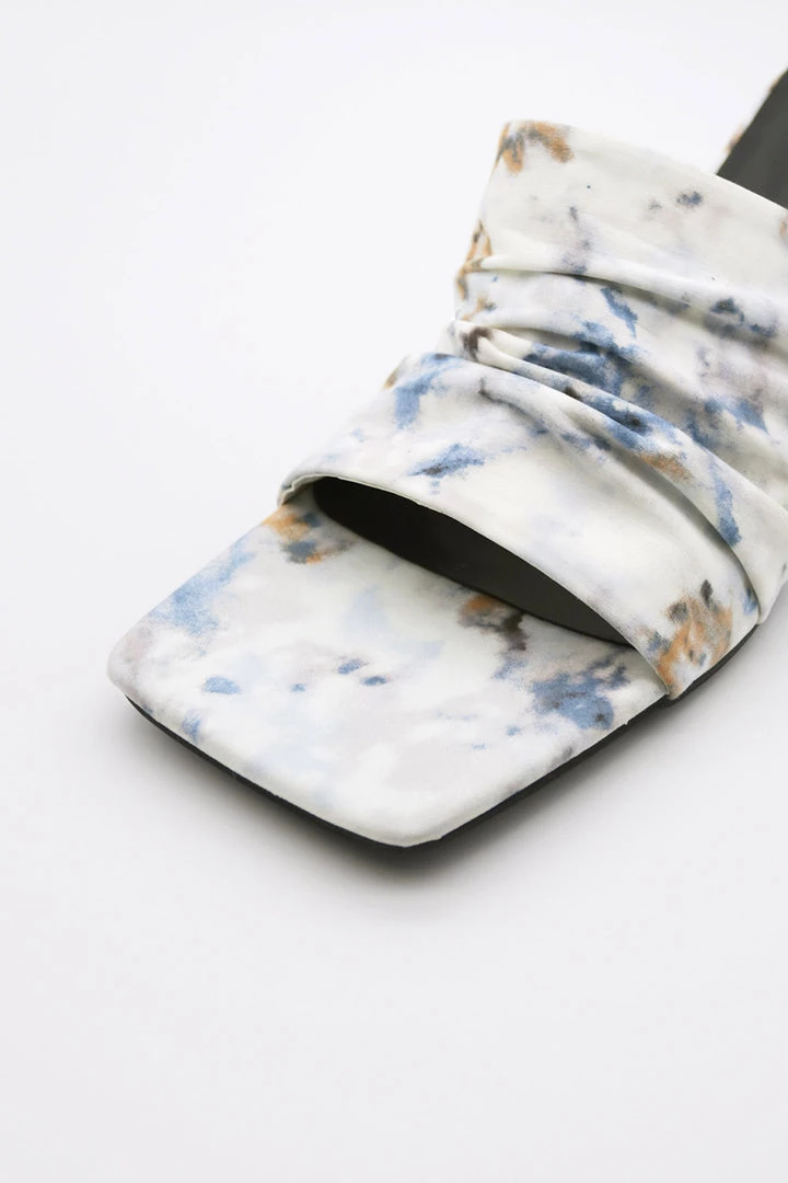 STORETS Pleather Shirring Pumps