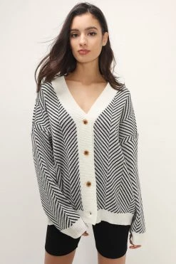 STORETS Influencer Danna Herringbone Printed Cardigan