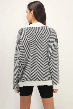 STORETS Influencer Danna Herringbone Printed Cardigan