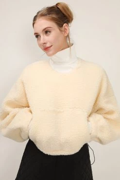 STORETS CLOTHING Hailey Pocket Borg Top