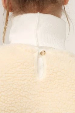 STORETS CLOTHING Hailey Pocket Borg Top