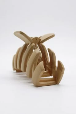 STORETS Statement Claw Hair Clip