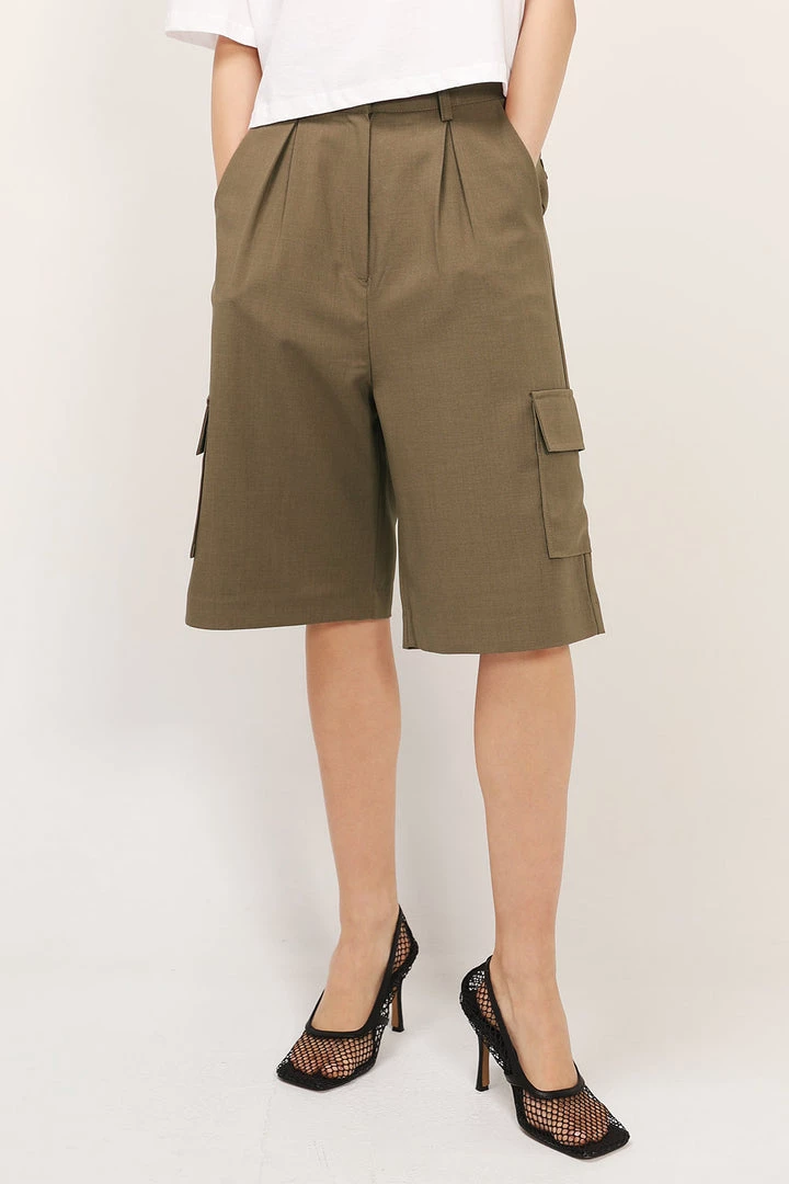 STORETS CLOTHING Kendall Cargo Bermuda Shorts