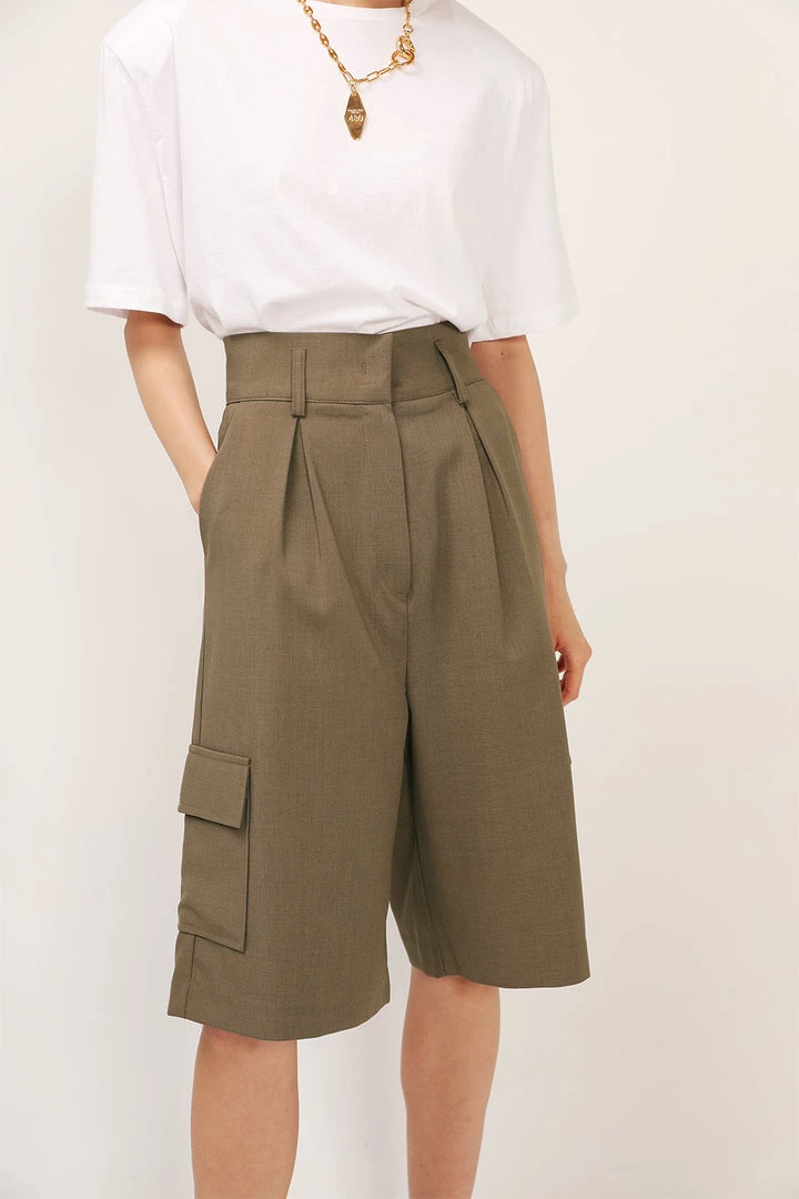 STORETS CLOTHING Kendall Cargo Bermuda Shorts
