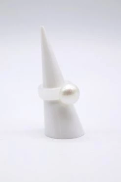 STORETS Faux Pearl Signet Ring