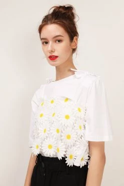 STORETS CLOTHING Mia Daisy Lace Crochet Top