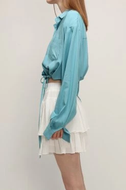 STORETS Stella Slit Back Crop Shirt CLOTHING