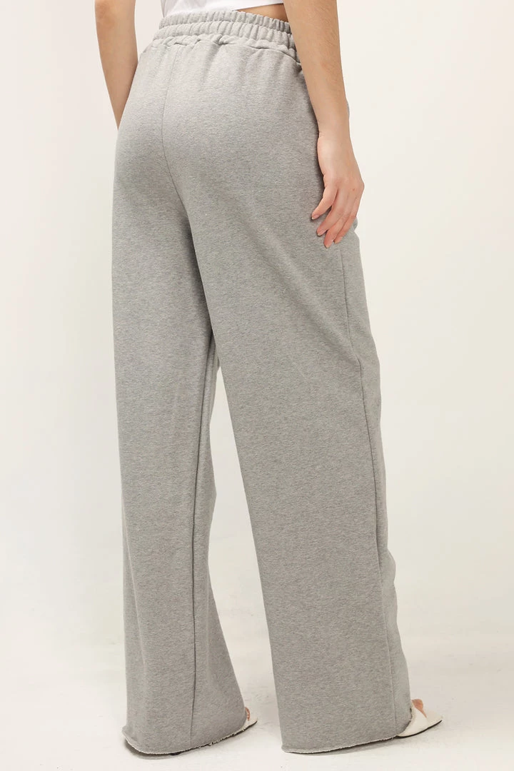 STORETS Influencer Nadia Slash Lounge Pants