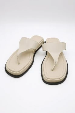 STORETS Pleather Toe Thong Sandals