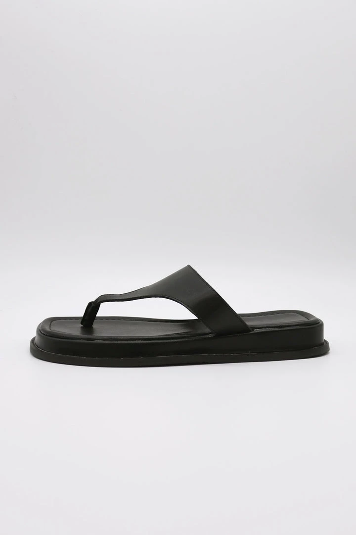 STORETS Pleather Toe Thong Sandals