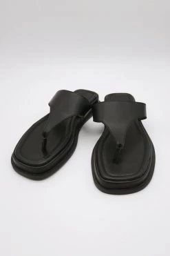STORETS Pleather Toe Thong Sandals