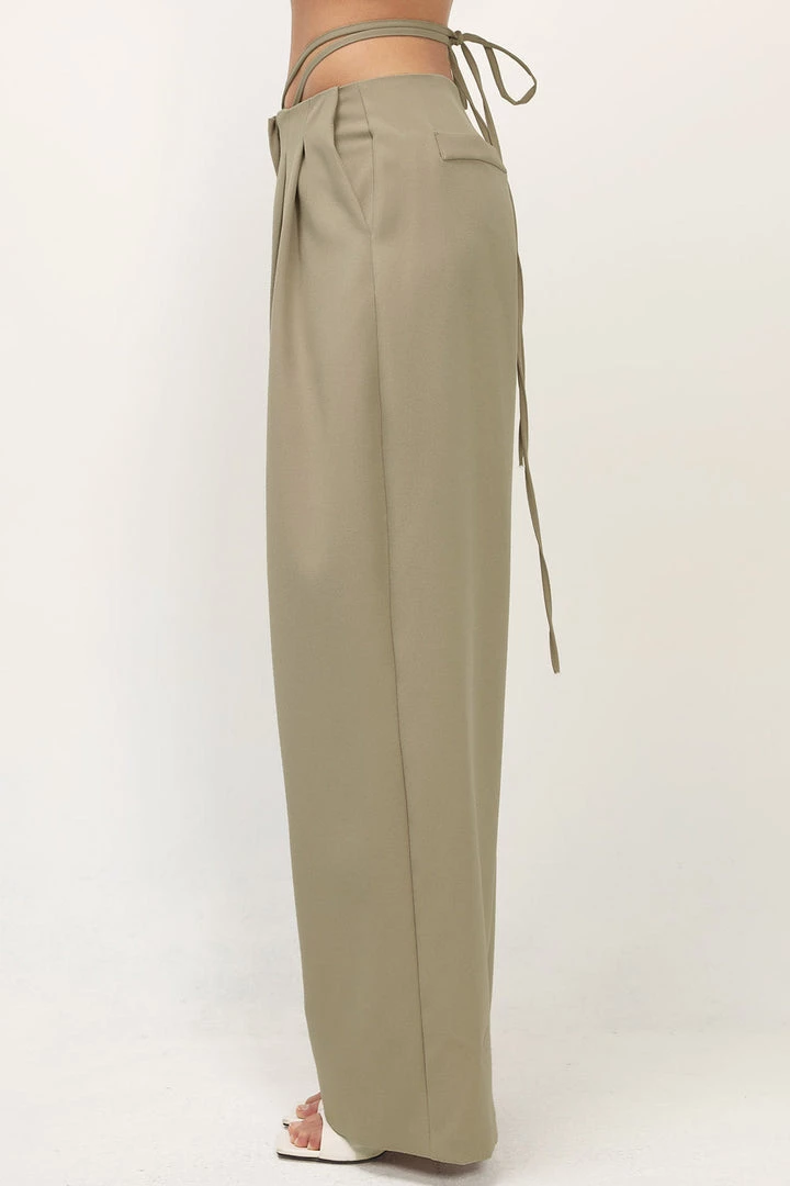 STORETS Influencer Talia Wide Leg Pintuck Pants Trousers