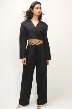 STORETS CLOTHING Talia Cropped Jacket