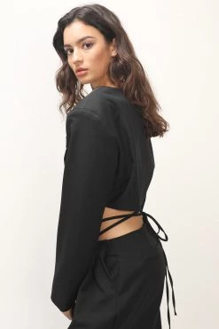 STORETS CLOTHING Talia Cropped Jacket