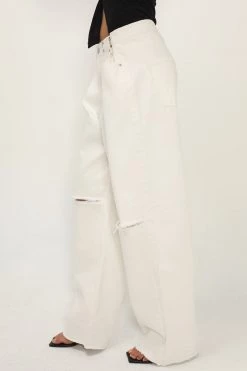 STORETS Vera Slash Cutout Jeans CLOTHING