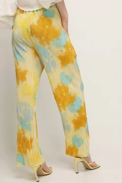 STORETS CLOTHING Rylee Printed Pleated Pants