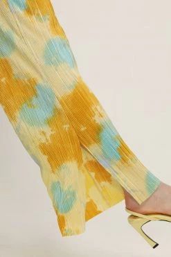 STORETS CLOTHING Rylee Printed Pleated Pants