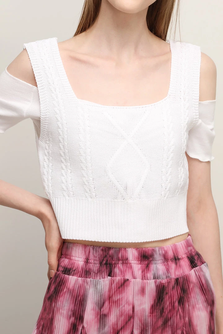 STORETS Deliah Cable Knit Sleeveless Top CLOTHING