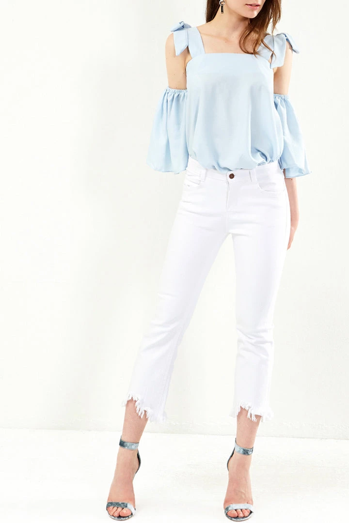 STORETS SALE Stella White Frayed Jeans