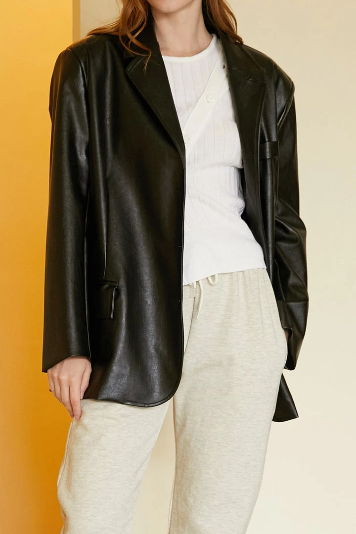 STORETS Influencer Joan Faux Leather Oversized Blazer