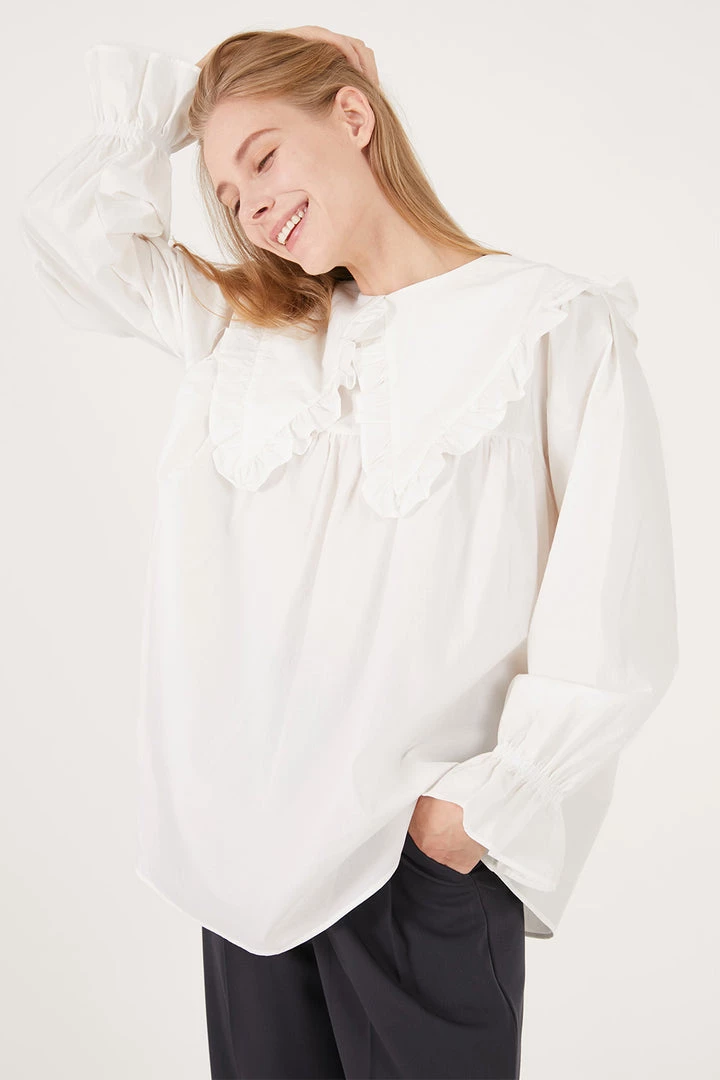 STORETS Cora Oversized Chelsea Collar Shirt CLOTHING