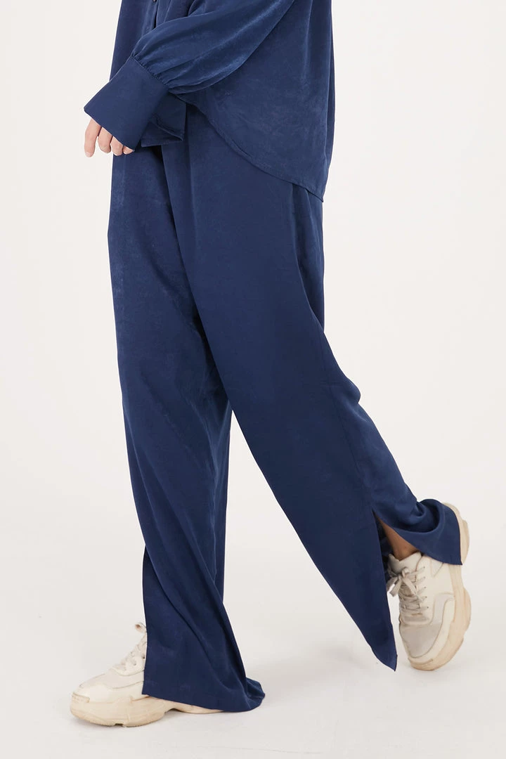 STORETS CLOTHING Rose Matte Satin Wide Leg Pants