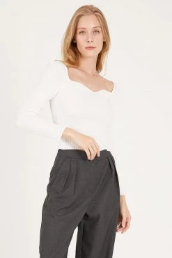 STORETS Payton Sweetheart Top