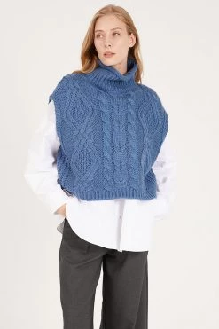STORETS Daisy Turtle Neck Cable Knit Vest CLOTHING