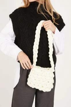 STORETS ACCESSORIES Yvette Chunky Knitted Shoulder Bag