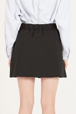 STORETS CLOTHING Ruby Plain Pleated Mini Skirt