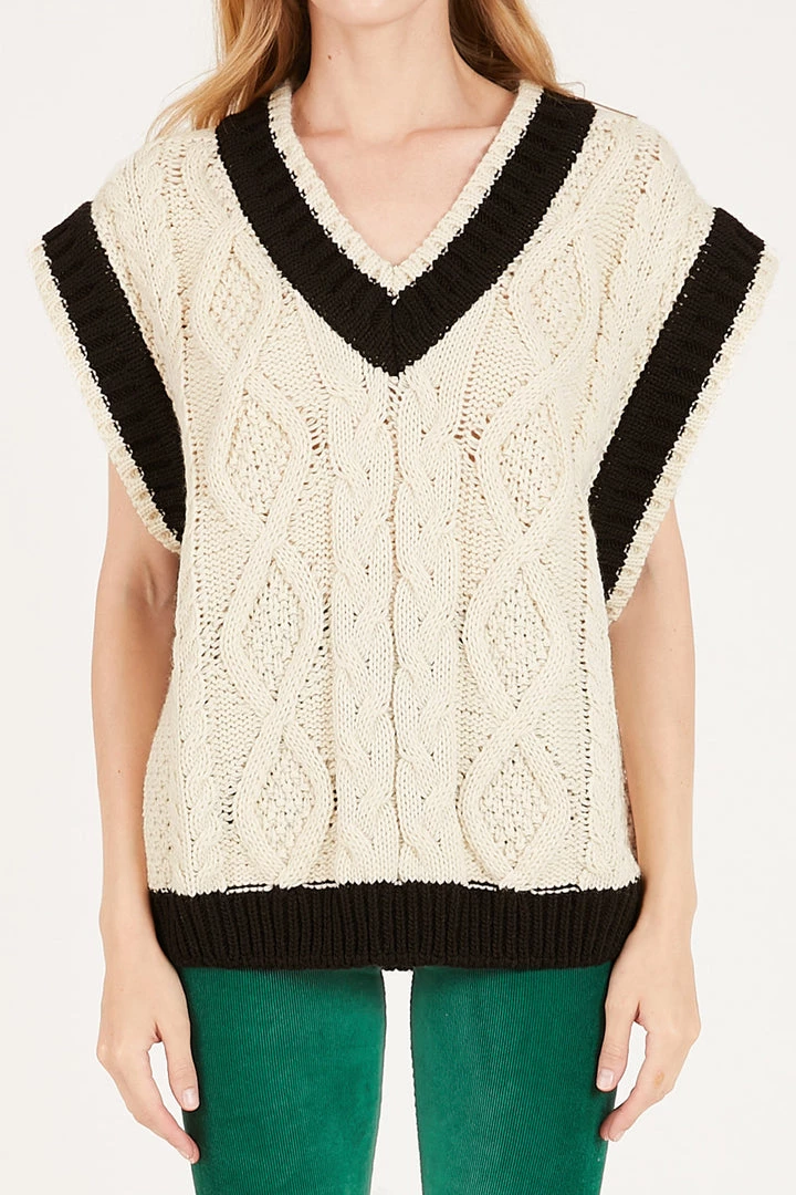 STORETS CLOTHING Selena Contrast Trim Cable Knit Vest