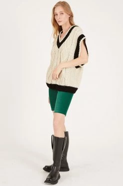 STORETS CLOTHING Selena Contrast Trim Cable Knit Vest