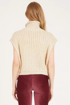 STORETS Daisy Turtle Neck Cable Knit Vest CLOTHING