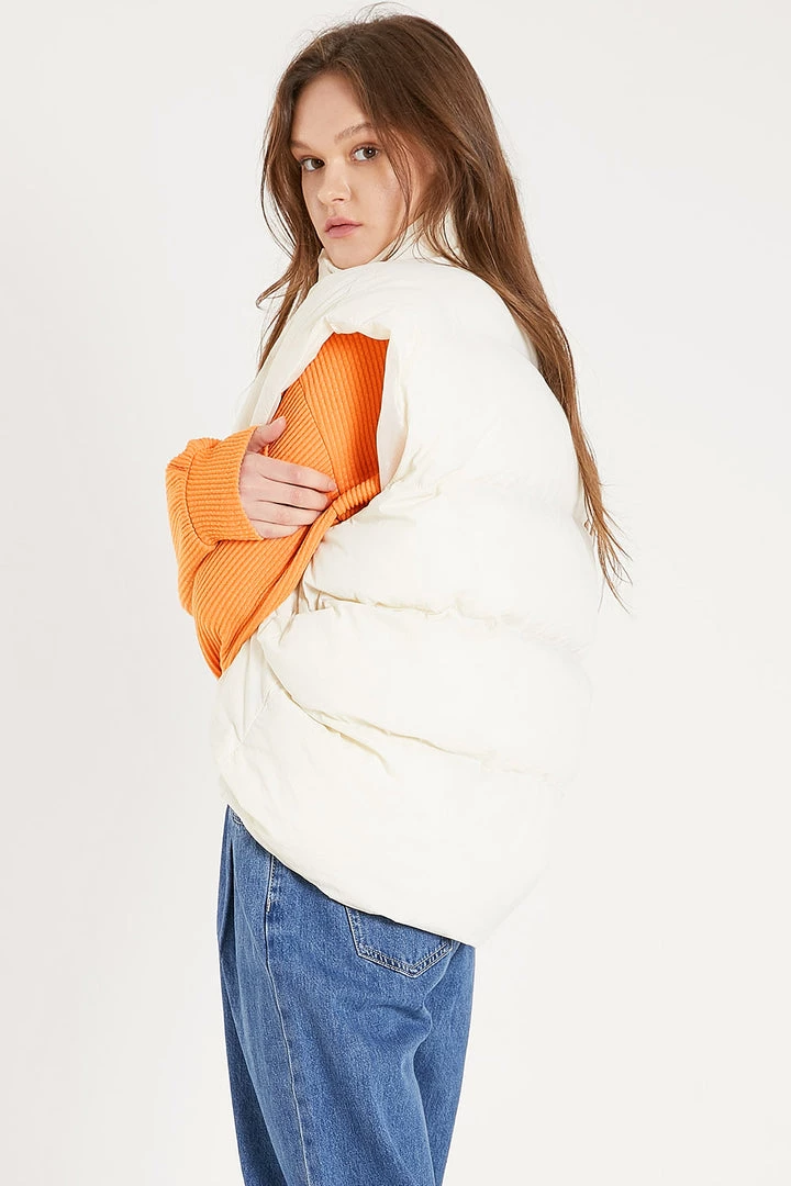 STORETS Amey Oversized Puffer Vest