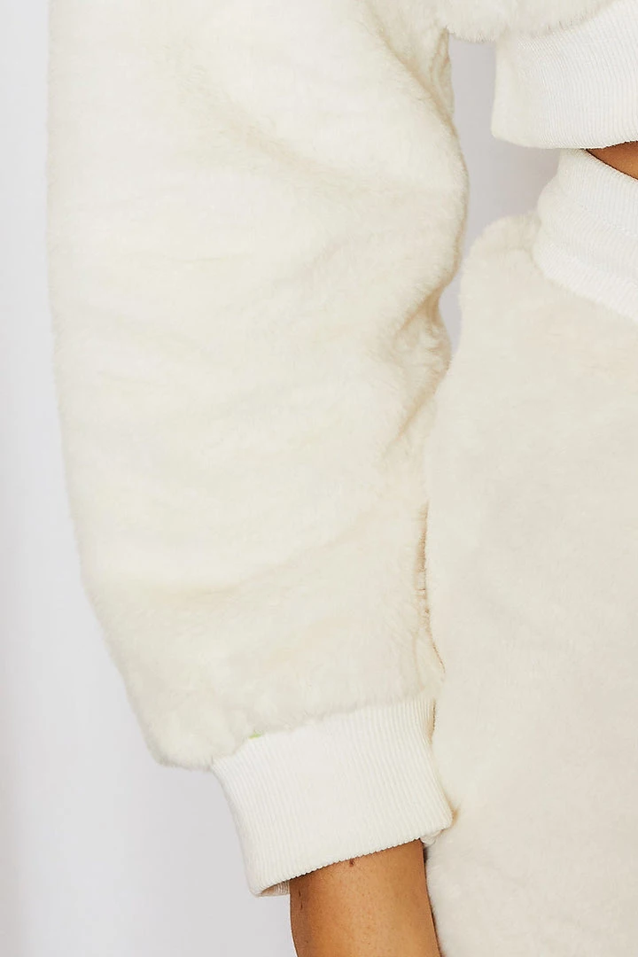 STORETS SALE CLOTHING Lily Fuzzy Cropped Sweatshirt