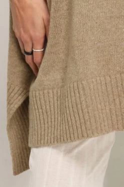 STORETS Influencer Lyla Oversized Knit Vest Knitwear