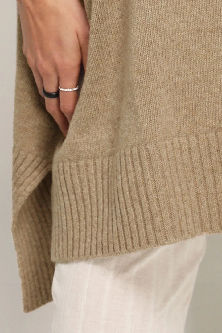 STORETS Influencer Lyla Oversized Knit Vest Knitwear