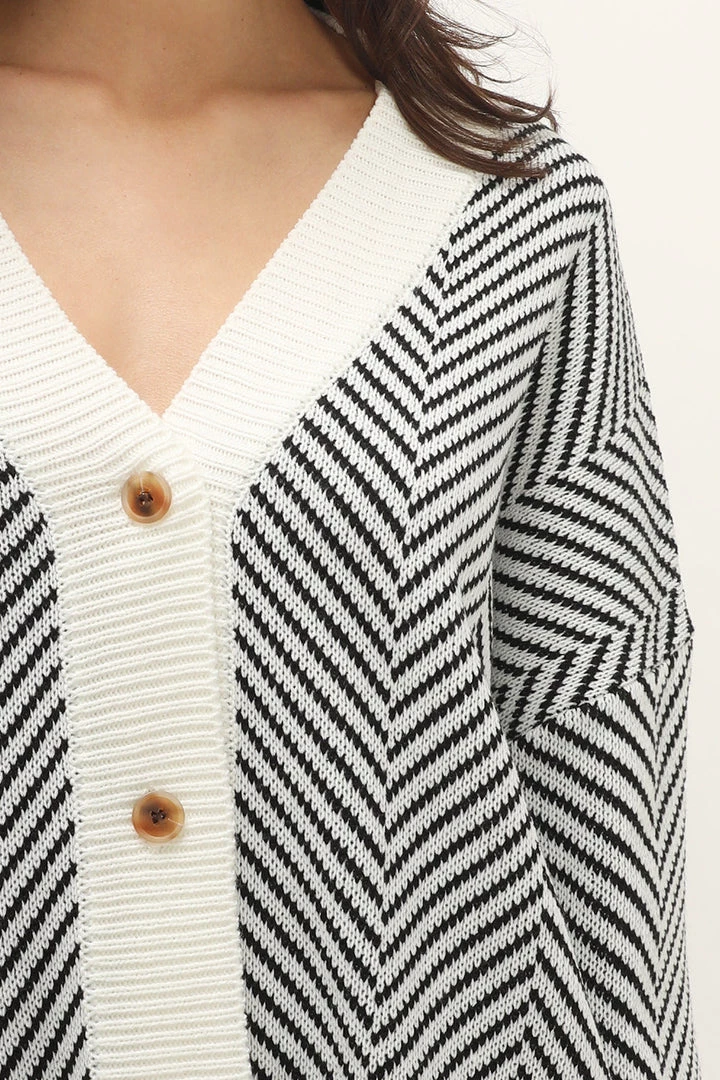 STORETS Influencer Danna Herringbone Printed Cardigan