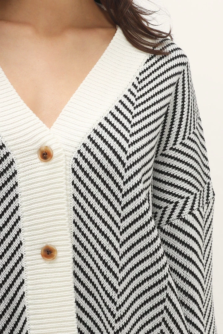STORETS Influencer Danna Herringbone Printed Cardigan