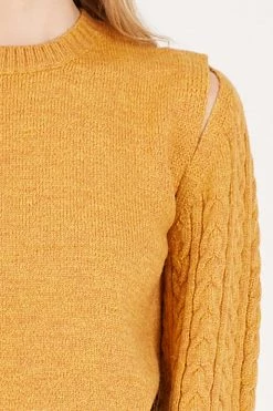 STORETS CLOTHING Melany Cable Knit Bolero With Top Set