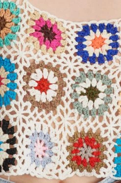 STORETS Rexana Floral Crochet Top