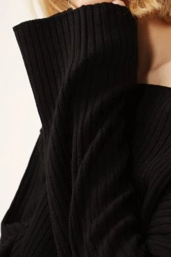 STORETS Vera Boat Neck Ribbed Knit Top